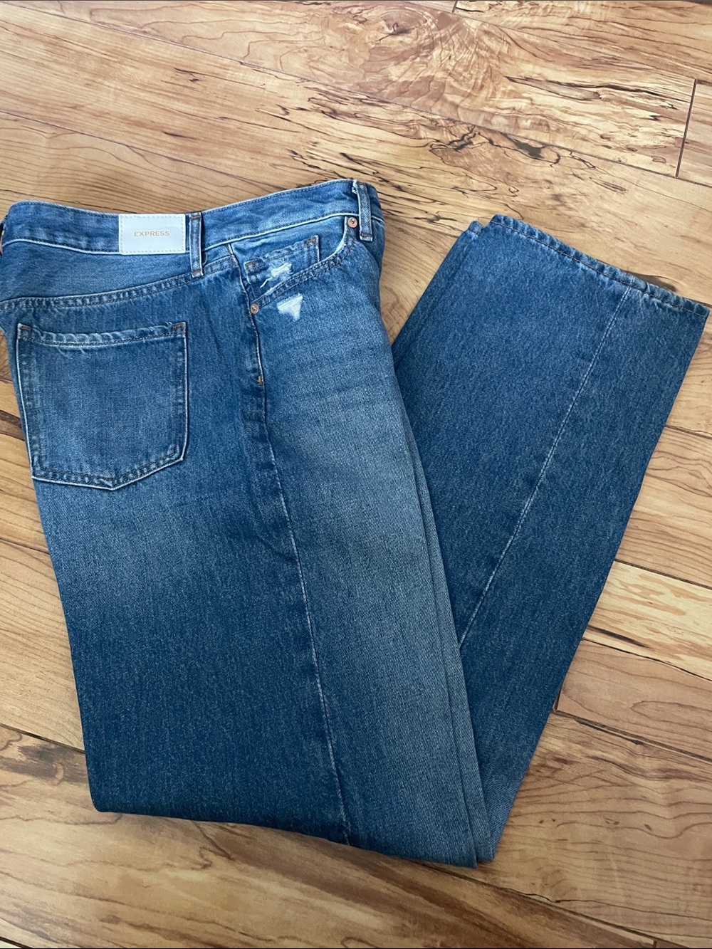 Express Women's Medium Blue Relaxed Straight Low Rise Button Fly Jeans NWOT